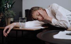 fatigue headaches mono